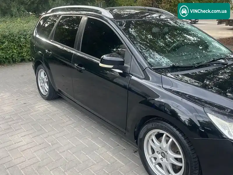 Ford Focus 2010, фото з оголошення 2 з 18, VIN WF0SXXGCDSAB09730