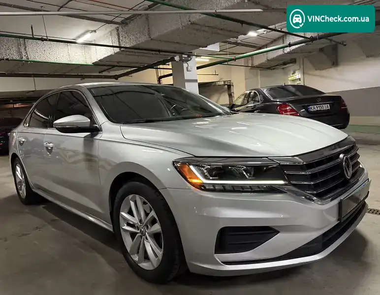 Volkswagen Passat 2020, фото з оголошення 2 з 20, VIN 1VWSA7A37LC008684