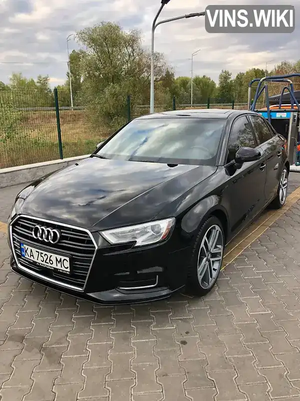 Audi A3 2017, фото з оголошення 1 з 10, VIN WAUAUGFF0H1064295