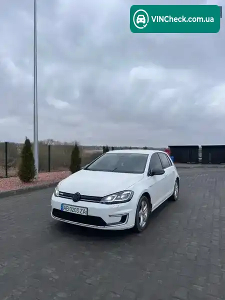 Volkswagen Golf 2018, фото з оголошення 2 з 21, VIN WVWZZZAUZJW911672