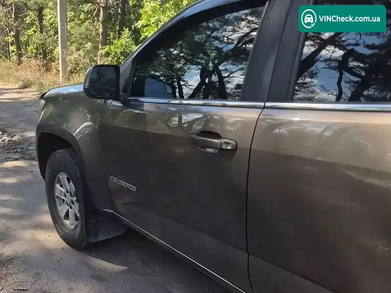 Chevrolet Colorado 2017, фото з оголошення 2 з 14, VIN 1GCGTBEN2H1212457