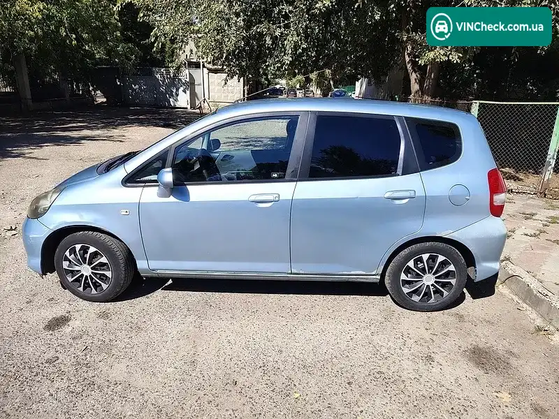 Honda Jazz 2004, фото з оголошення 2 з 10, VIN JHMGD57305S201885