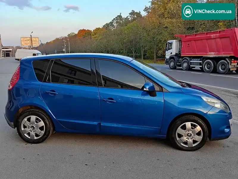 Renault Scenic 2010, фото з оголошення 2 з 19, VIN VF1JZ030643131918