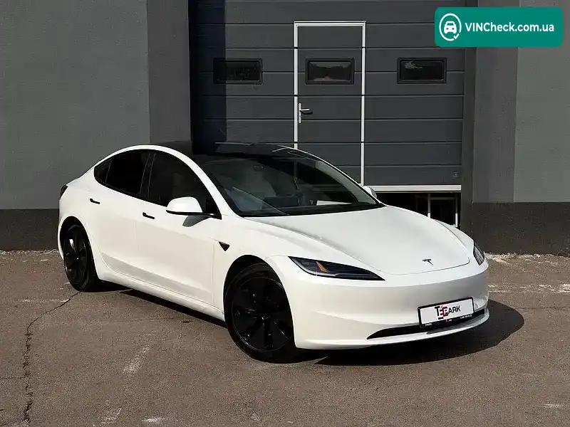 Tesla Model 3 2024, фото з оголошення 2 з 20, VIN 5YJ3E1EB2SF882842