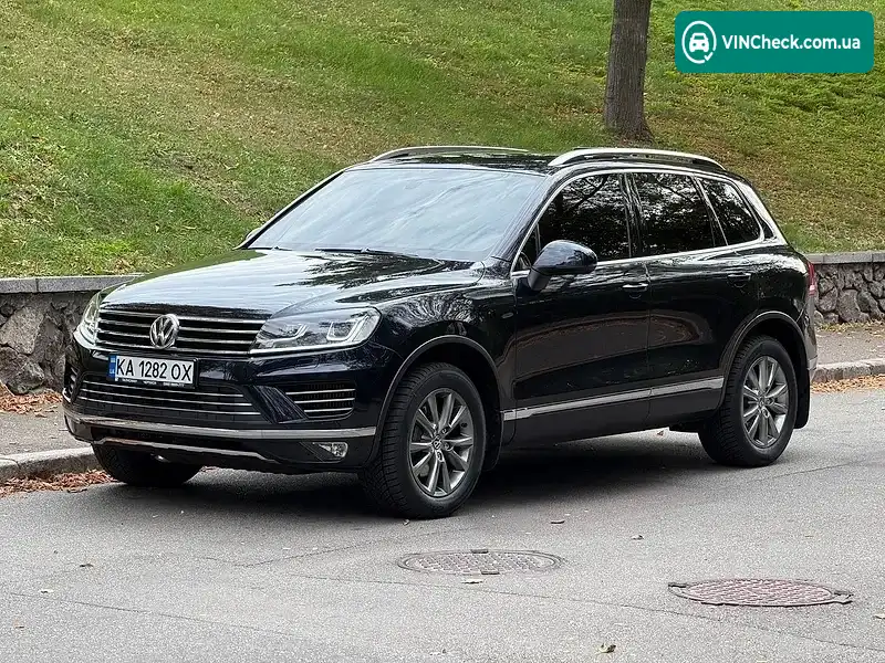 Volkswagen Touareg 2017, фото з оголошення 1 з 20, VIN WVGZZZ7PZHD035550