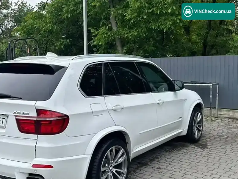BMW X5 2010, фото з оголошення 2 з 11, VIN 5UXZV4C59BL400291
