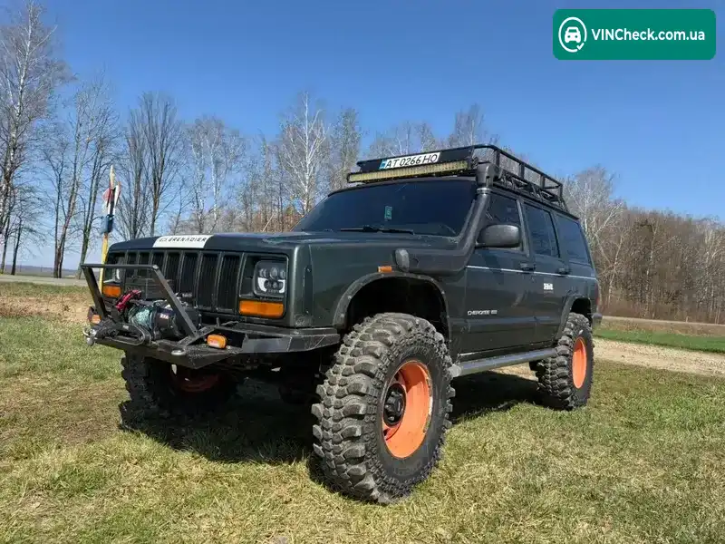 Jeep Cherokee 1998, фото з оголошення 2 з 14, VIN 1J4FJB8S4WL138098
