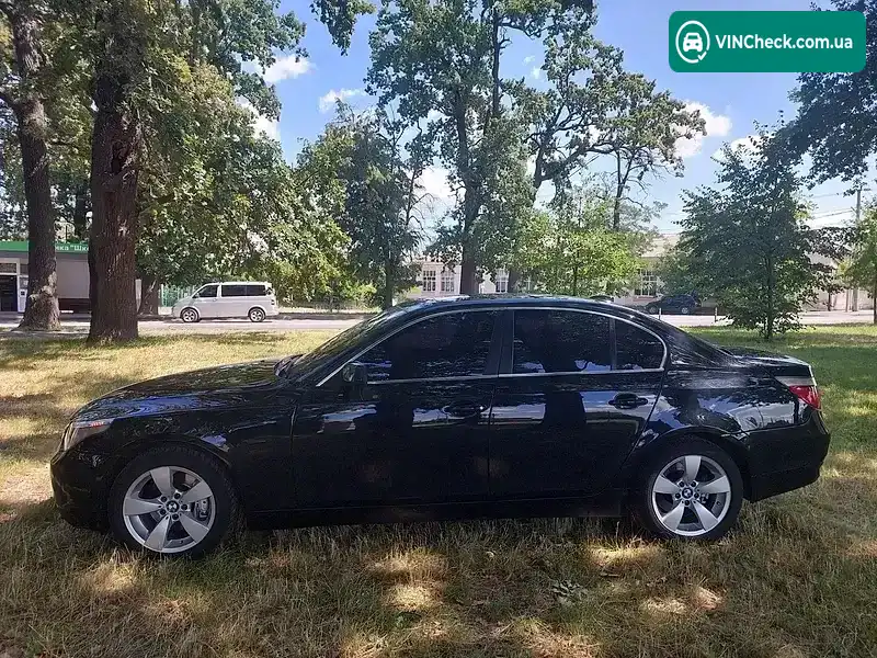 BMW 5 Series 2006, фото з оголошення 2 з 20, VIN WBANR71060CP91309