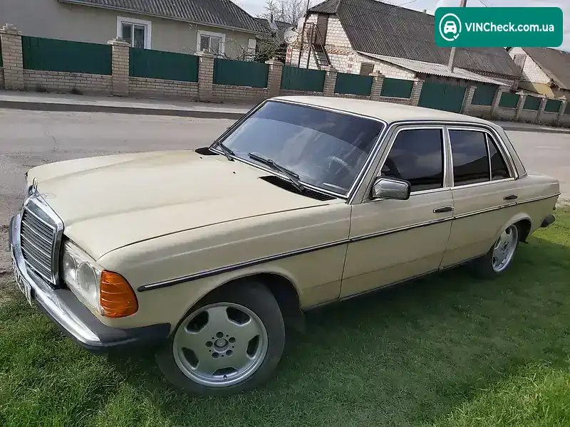 Mercedes-Benz E-Class 1980, фото з оголошення 1 з 15, VIN WBD12312010249815