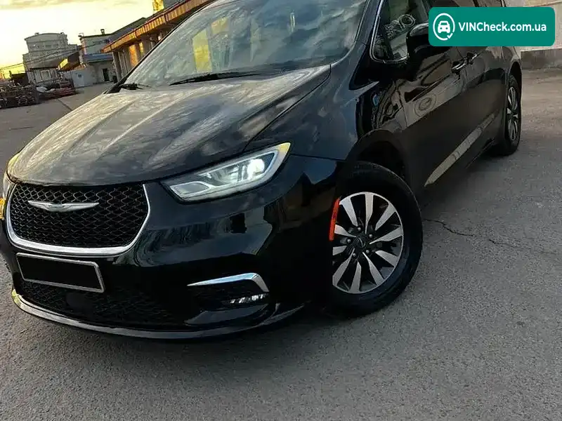 Chrysler Pacifica 2021, фото з оголошення 2 з 20, VIN 2C4RC1L79MR580826