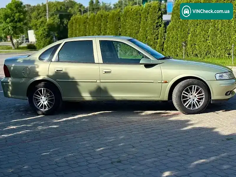 Opel Vectra 1995, фото з оголошення 1 з 21, VIN W0L000036T1040534
