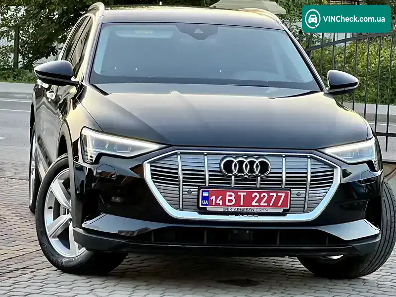 Audi e-tron 2019, фото з оголошення 1 з 21, VIN WAUZZZGE6KB018929