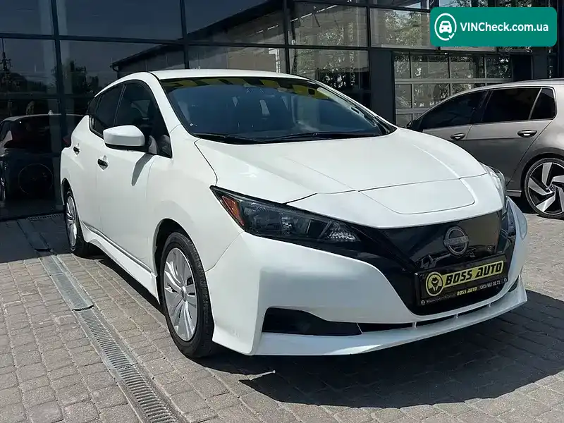 Nissan Leaf 2023, фото з оголошення 1 з 19, VIN 1N4AZ1BV3PC559761