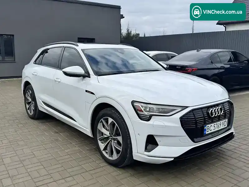Audi e-tron 2021, фото з оголошення 1 з 21, VIN WA1LAAGE1MB004239