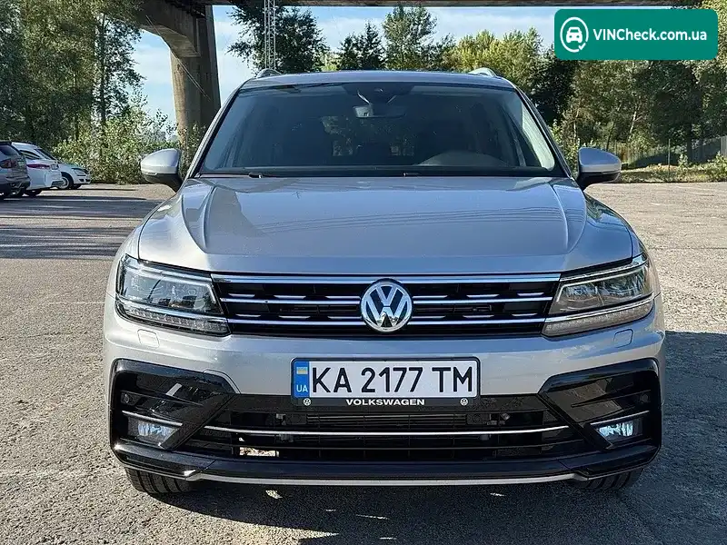 Volkswagen Tiguan 2021, фото з оголошення 2 з 20, VIN 3VV3B7AX0MM083980