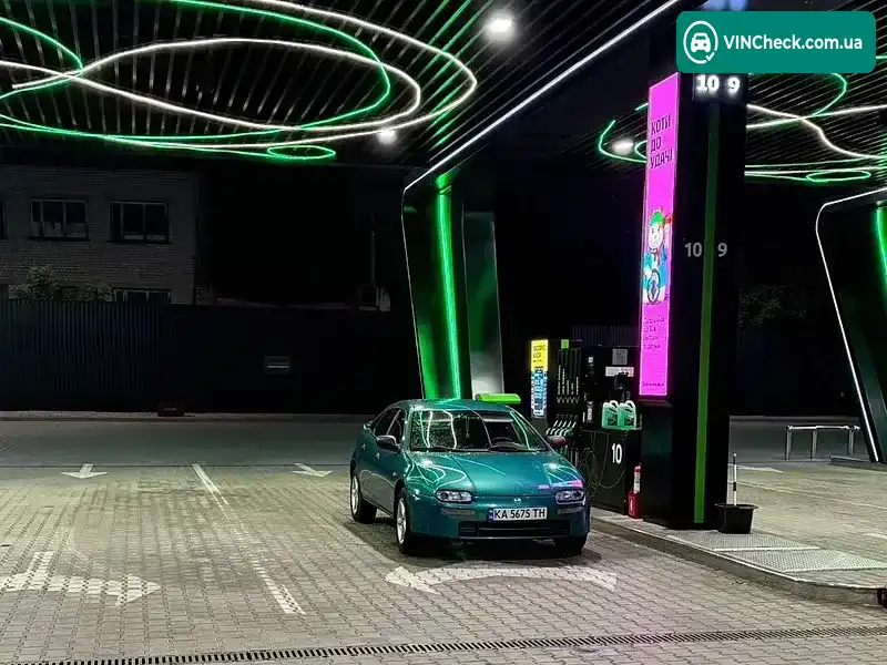 Mazda 323 1997, фото з оголошення, VIN JMZBA145201523200