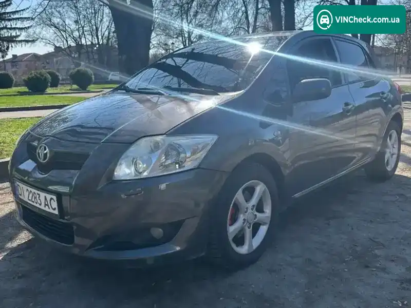 Toyota Auris 2009, фото з оголошення 2 з 15, VIN SB1KD56EX0E001225