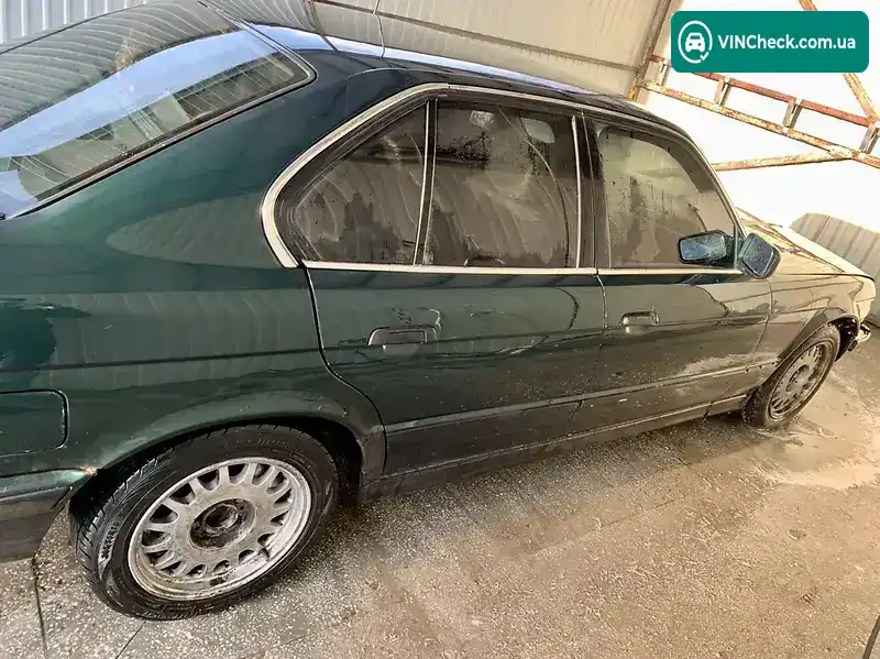 BMW 5 Series 1993, фото з оголошення 2 з 6, VIN WBAHB51060BD93953