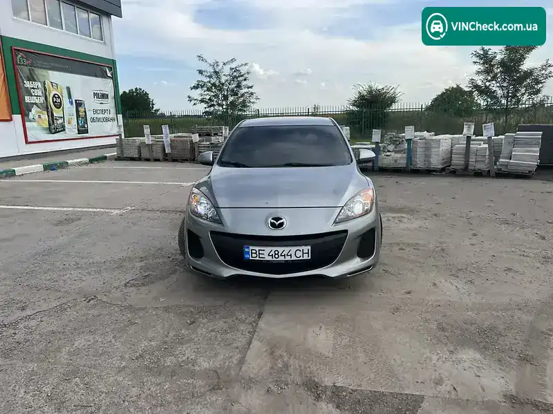Mazda 3 2011, фото з оголошення 1 з 11, VIN JM1BL1UF7C1562755
