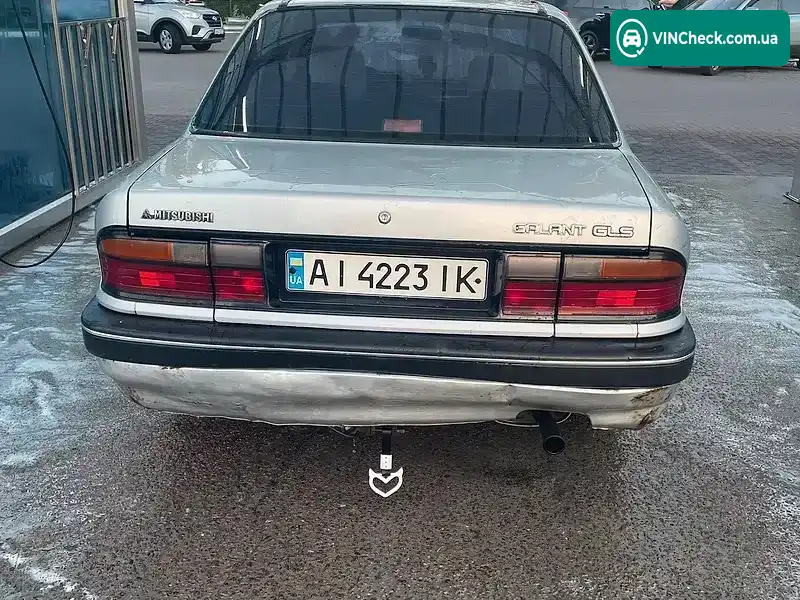Mitsubishi Galant 1988, фото з оголошення 2 з 10, VIN JMBSNE32AJZ505905