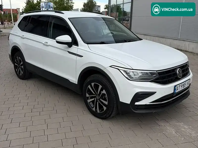 Volkswagen Tiguan 2022, фото з оголошення 1 з 17, VIN 3VV1B7AX0NM080036