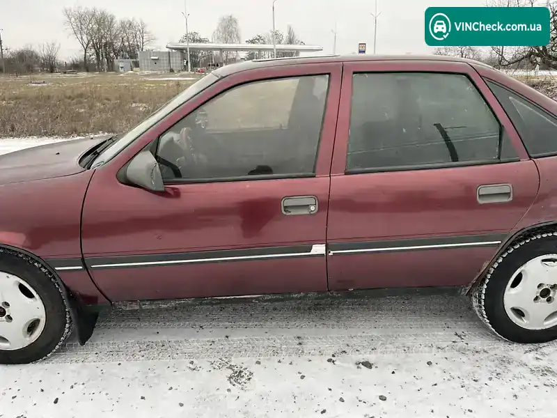 Opel Vectra 1990, фото з оголошення 2 з 7, VIN W0L000087L5354806