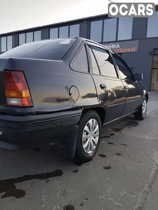 Opel Kadett 1987, фото з оголошення 1 з 8, VIN W0L000039H2565974