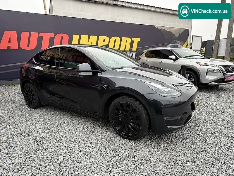 Tesla Model Y 2024, фото з оголошення 1 з 20, VIN 7SAYGDEE3RF993215