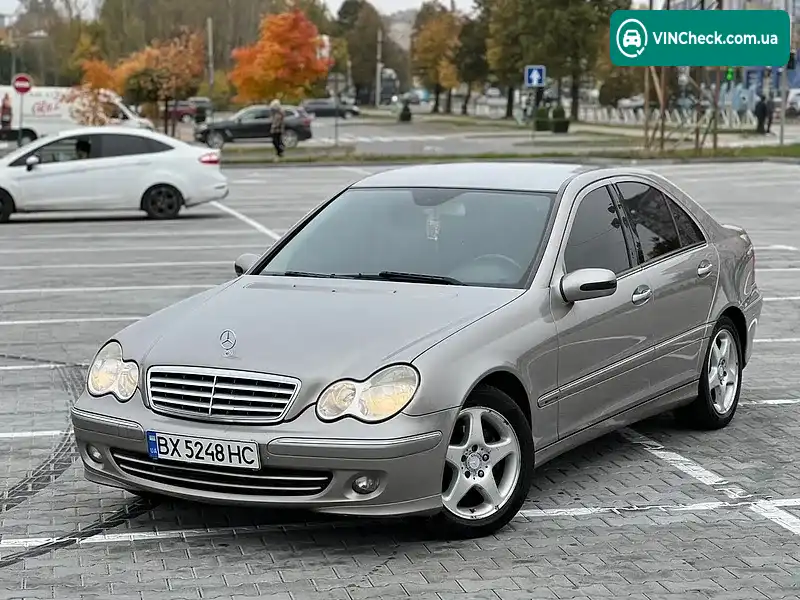 Mercedes-Benz C-Class 2005, фото з оголошення 1 з 20, VIN WDB2030081F774687