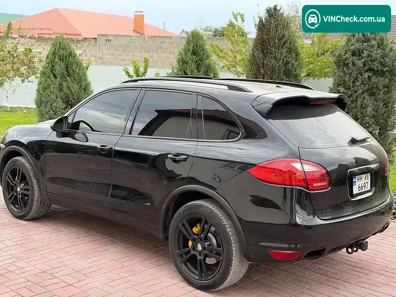 Porsche Cayenne 2013, фото з оголошення 2 з 21, VIN WP1AF2A23DLA38078