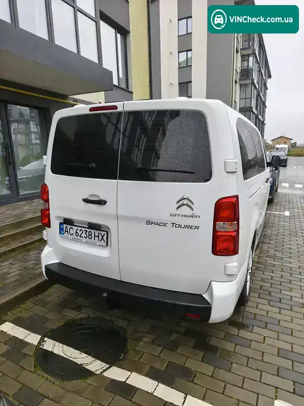 Citroen Spacetourer 2017, фото з оголошення 2 з 13, VIN VF7VEAHXGHZ035655