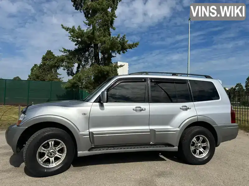 Mitsubishi Pajero 2004, фото з оголошення 2 з 21, VIN JMBLYV75W4J000516