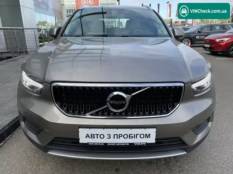Volvo XC40 2021, фото з оголошення 2 з 21, VIN YV1XZK9VCN2686438
