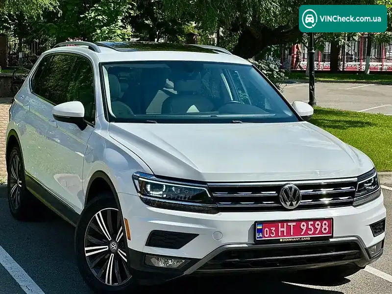 Volkswagen Tiguan 2019, фото з оголошення 1 з 20, VIN 3VV3B7AX6KM018161