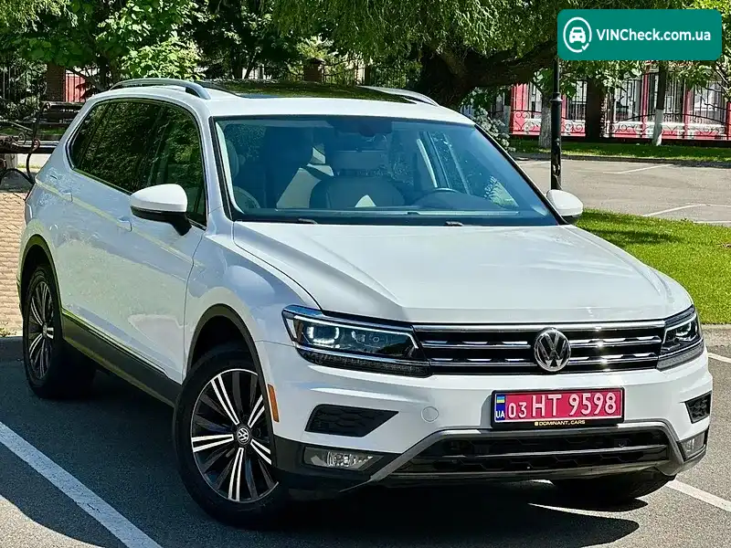 Volkswagen Tiguan 2019, фото з оголошення 2 з 20, VIN 3VV3B7AX6KM018161
