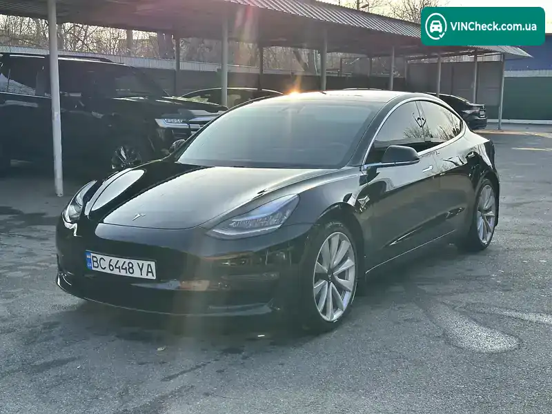 Tesla Model 3 2018, фото з оголошення 2 з 9, VIN 5YJ3E1EA0JF154507