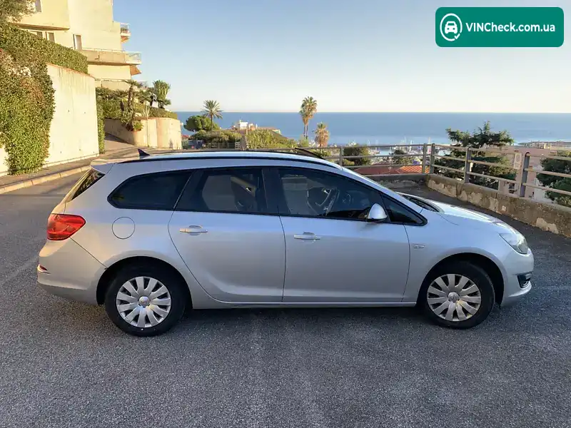 Opel Astra 2013, фото з оголошення 2 з 14, VIN W0LPD8EK5E8009764