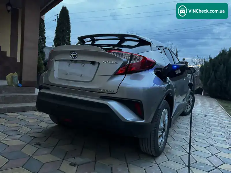 Toyota C-HR EV 2021, фото з оголошення 2 з 18, VIN LFMCA1CX2M0004675