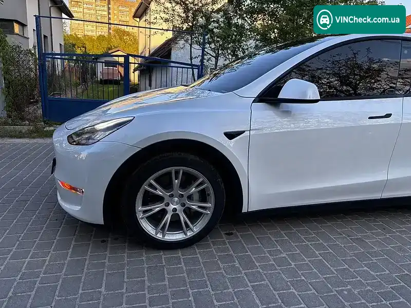 Tesla Model Y 2020, фото з оголошення 2 з 20, VIN 5YJYGDEE8MF077944