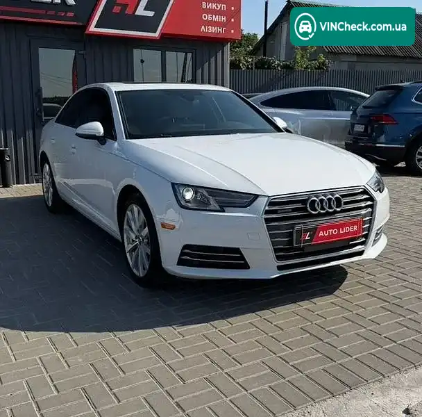 Audi A4 2017, фото з оголошення 2 з 18, VIN WAUANAF43HN022706
