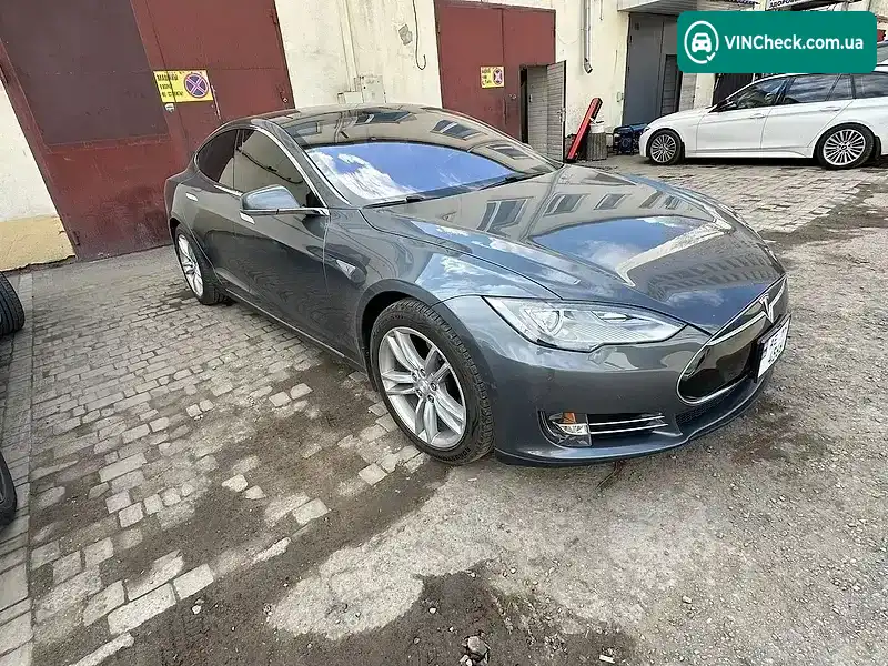 Tesla Model S 2013, фото з оголошення 2 з 19, VIN 5YJSA1CP8DFP13658