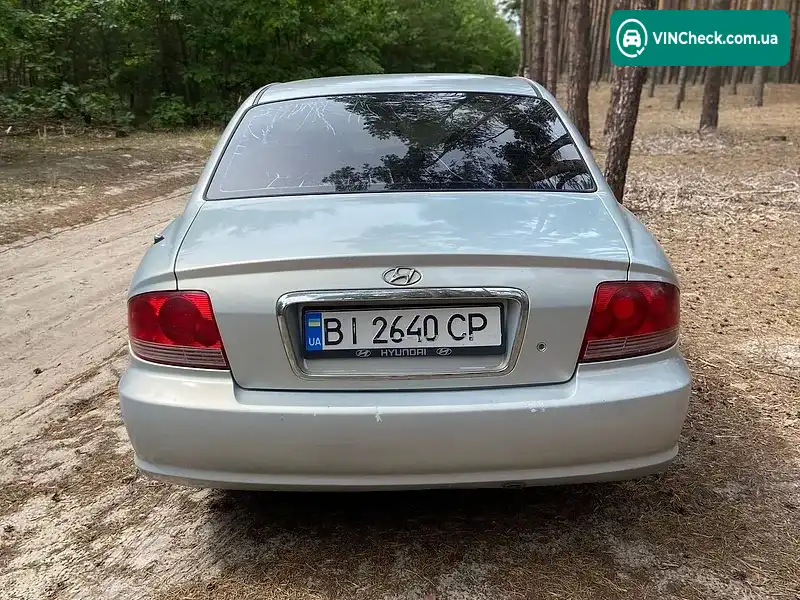 Hyundai Sonata 2002, фото з оголошення 2 з 11, VIN KMHEN41BP2A713397