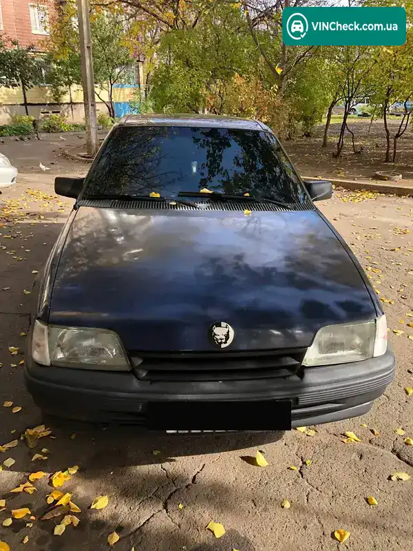 Opel Kadett 1988, фото з оголошення 1 з 10, VIN W0L000033J2555474
