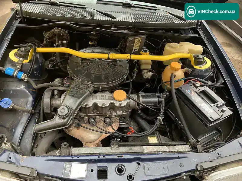 Opel Kadett 1988, фото з оголошення 2 з 10, VIN W0L000033J2555474