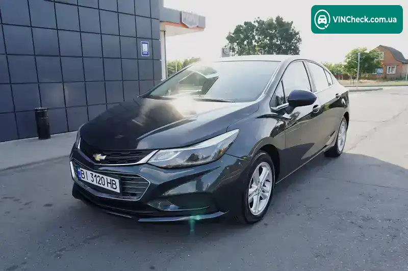 Chevrolet Cruze 2018, фото з оголошення 1 з 21, VIN 1G1BE5SM7J7185043