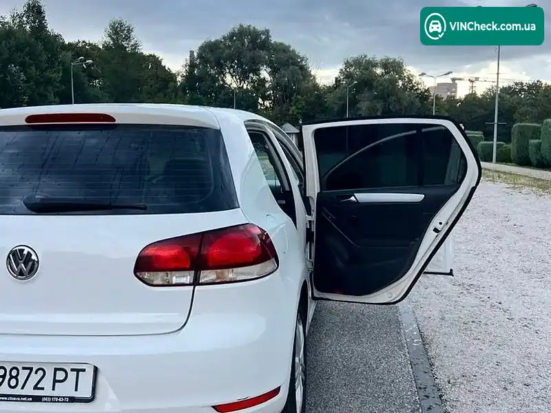 Volkswagen Golf 2013, фото з оголошення 2 з 15, VIN WVWDB7AJ1DW126799