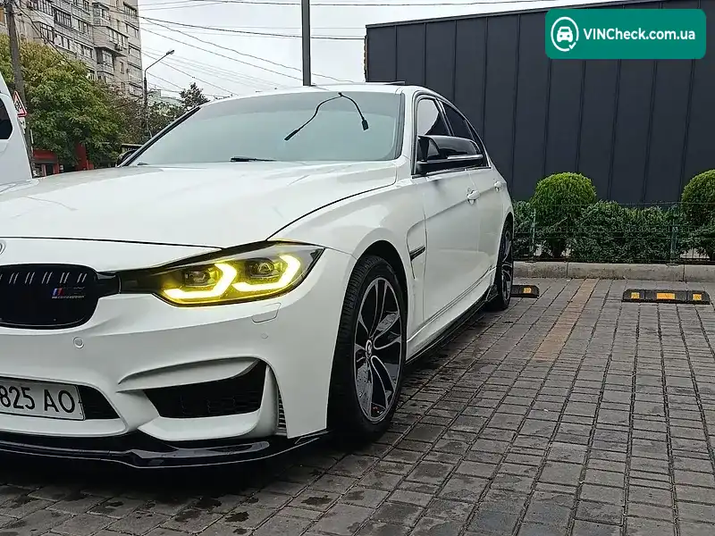 BMW 3 Series 2013, фото з оголошення 2 з 20, VIN WBA3C1C55DF441530