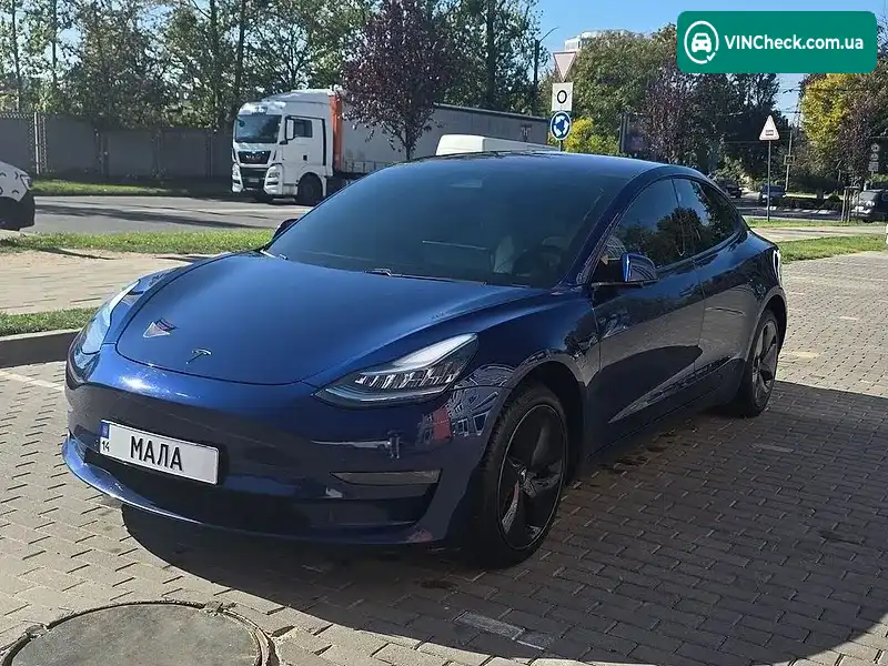 Tesla Model 3 2018, фото з оголошення 1 з 11, VIN 5YJ3E1EA5JF155782