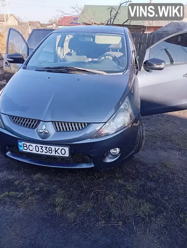Mitsubishi Grandis 2006, фото з оголошення 2 з 14, VIN JMBLJNA8W6Z016154