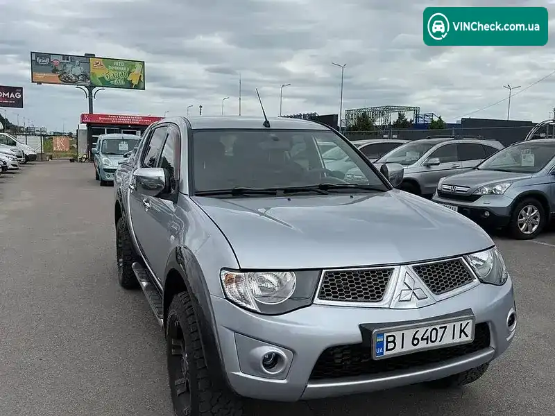 Mitsubishi L 200 2011, фото з оголошення 1 з 20, VIN MMCJRKB40BDZ31268